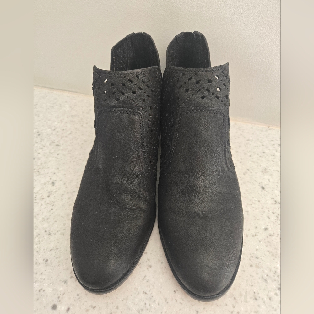 Vince Camuto Black Perforated Ankle Booties Size 10M